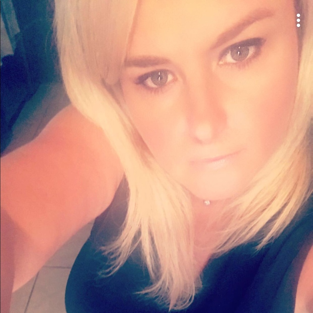 Meet your Posher, Caren